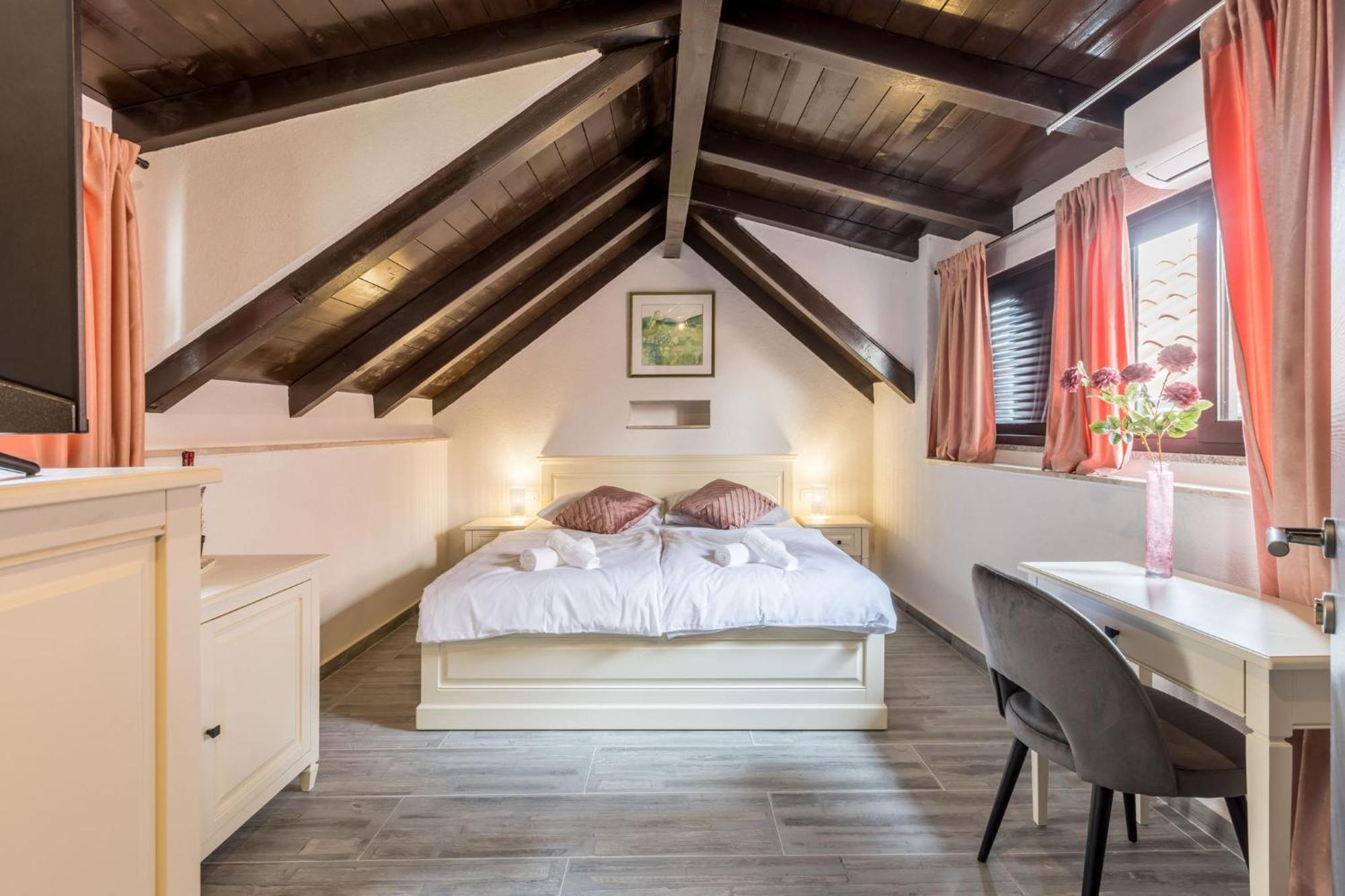 Old Town B&B Rooms Matusko Split Eksteriør bilde